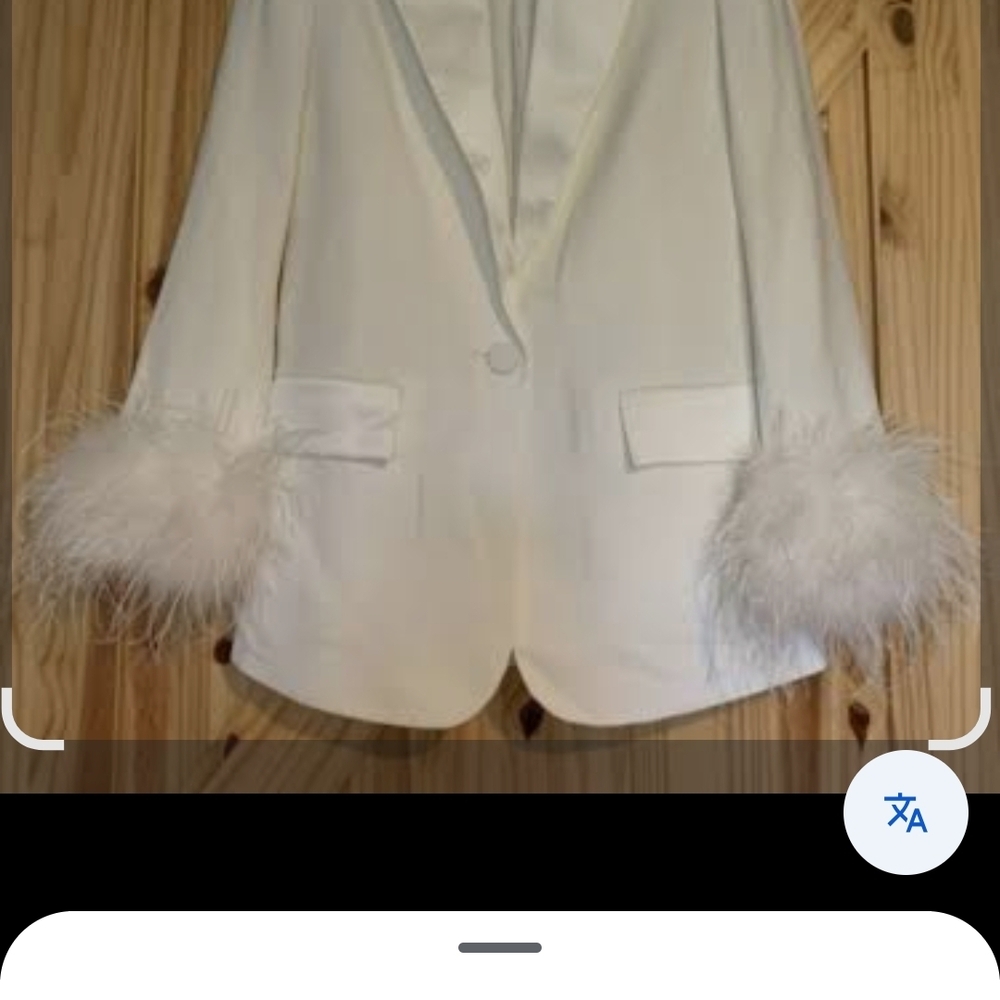Chic White Feather-Accent Women's Blazer Pants Set